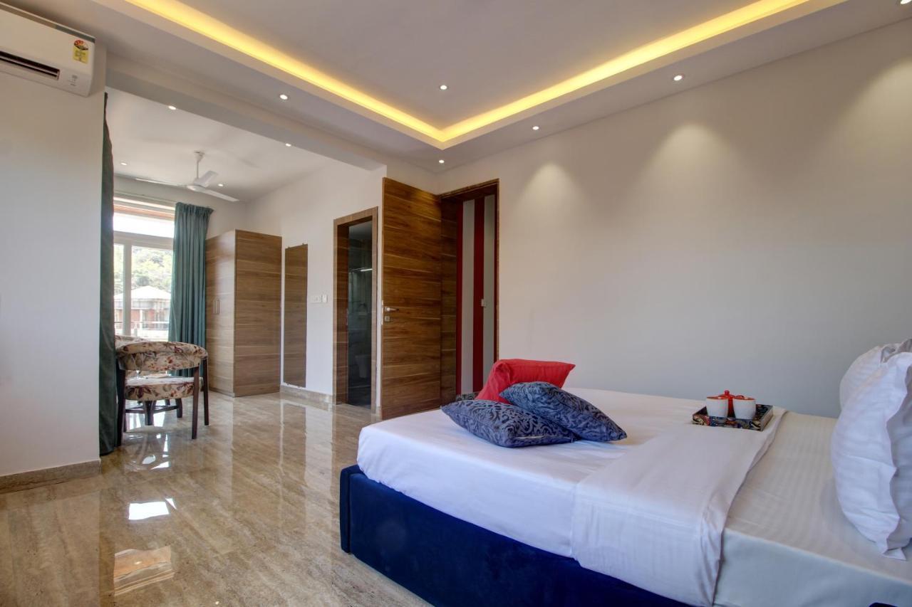 Euphoria Luxury Villa - 5Bhk - Private Pool - Jacuzzi, Baga Zewnętrze zdjęcie